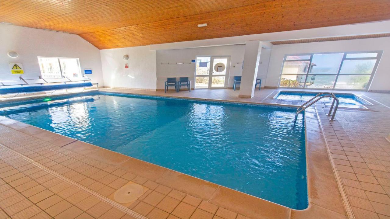 Clifton Court Apt 23 With Seaviews & Heated Pool Lejlighed Croyde Eksteriør billede